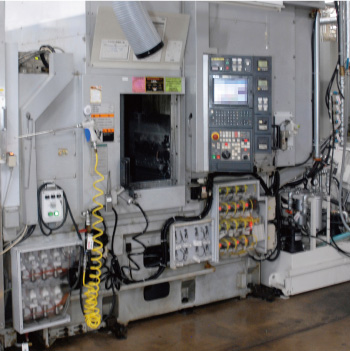 精密着座センサを搭載した、CNC マシニングセンタ