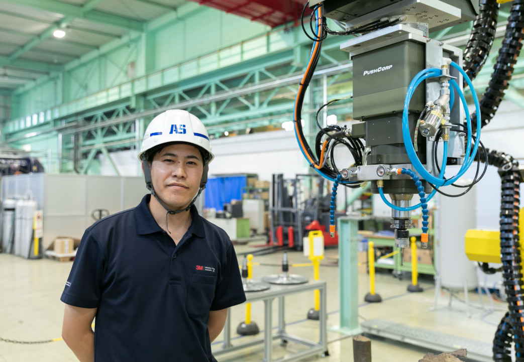 愛知産業の嶽本孝太朗リーダーとプッシュコープ