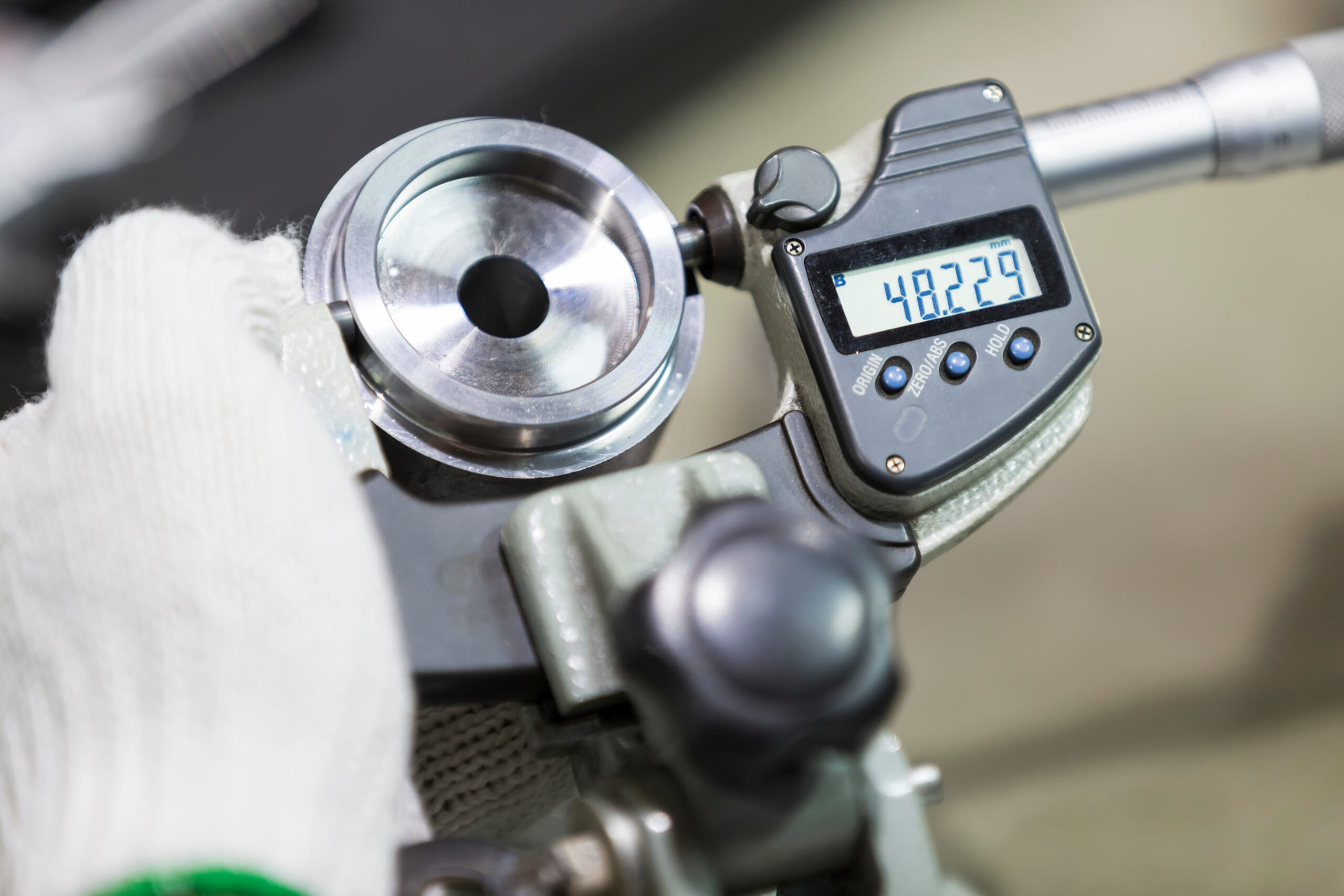 寸法測定具での検査