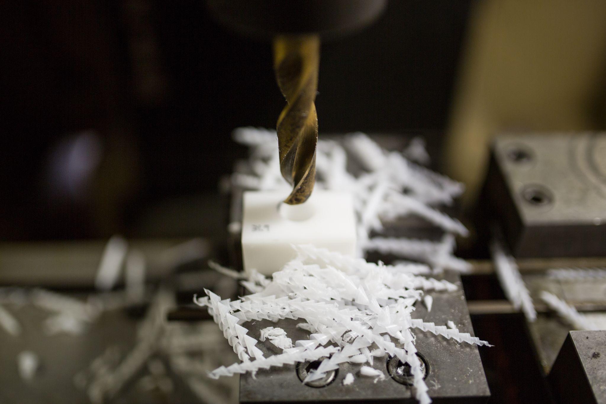 樹脂の加工の様子 