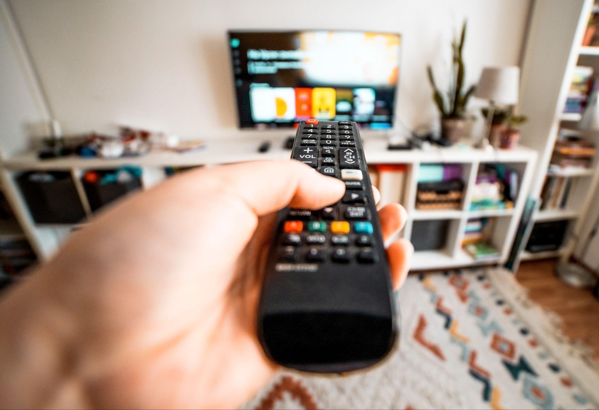 赤外線センサが活用されているテレビリモコン