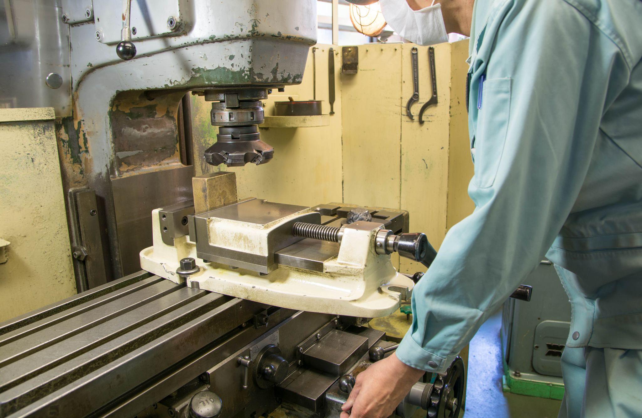 フライス盤での加工