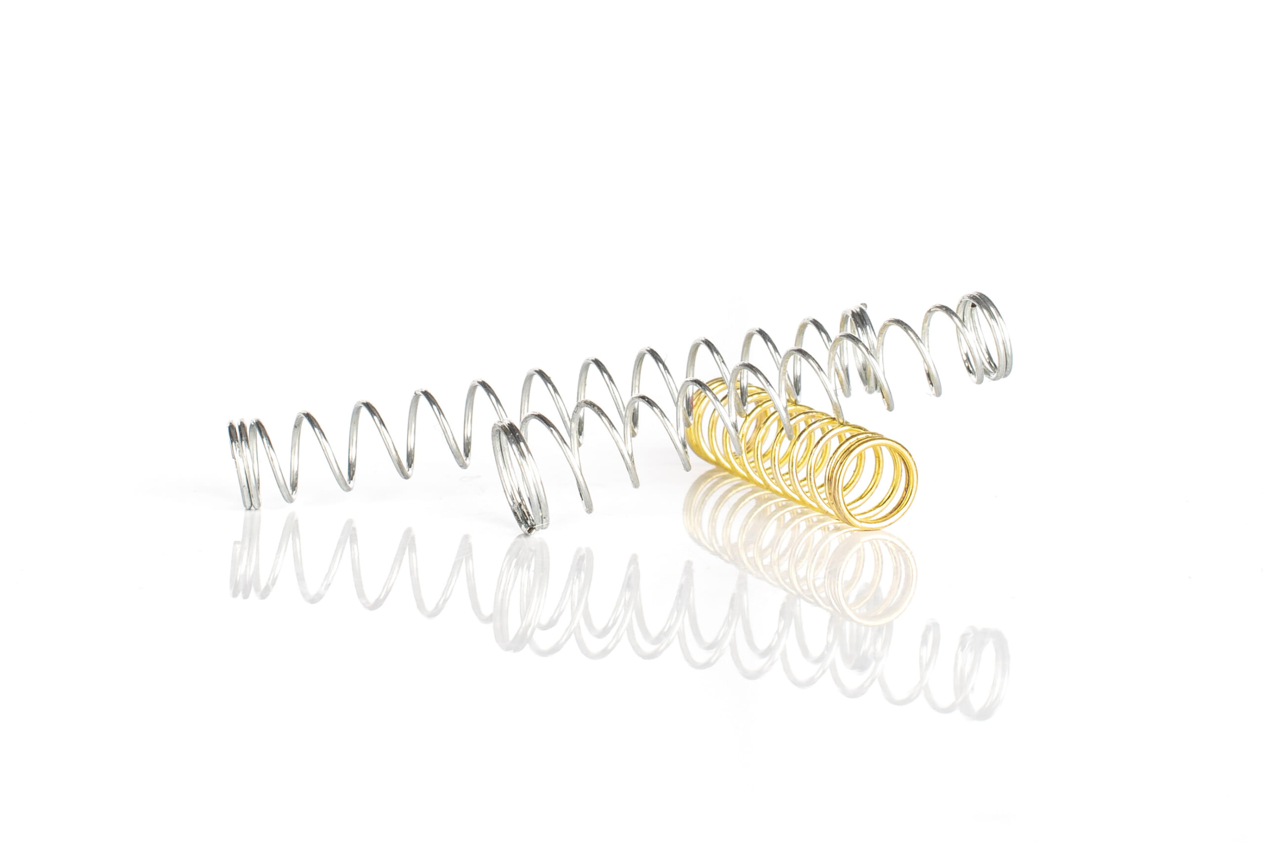 ボールプランジャに内蔵されるばね